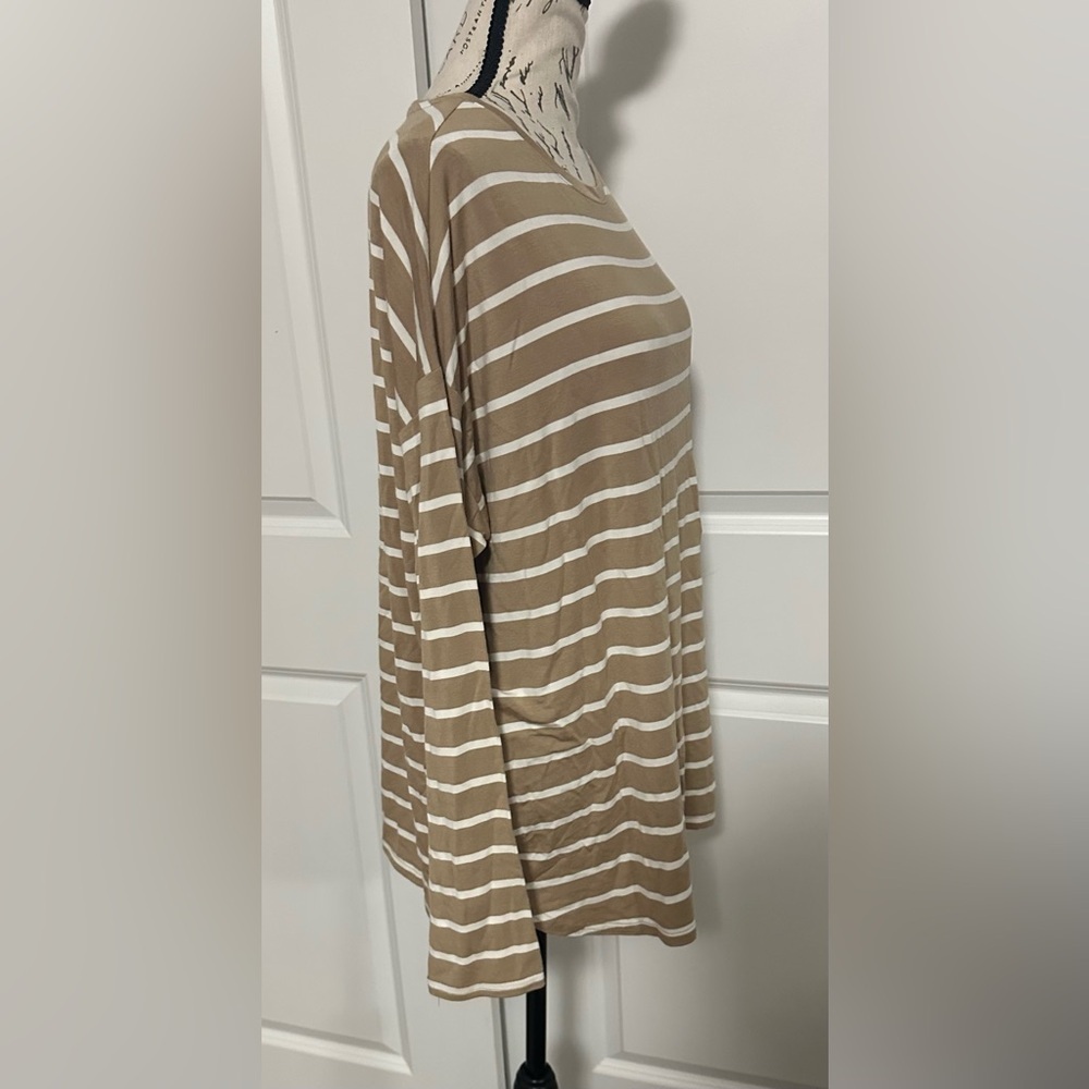 GAP Tan and White Striped Long Sleeve Tee - Picture 4 of 10